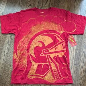 USC tshirt
